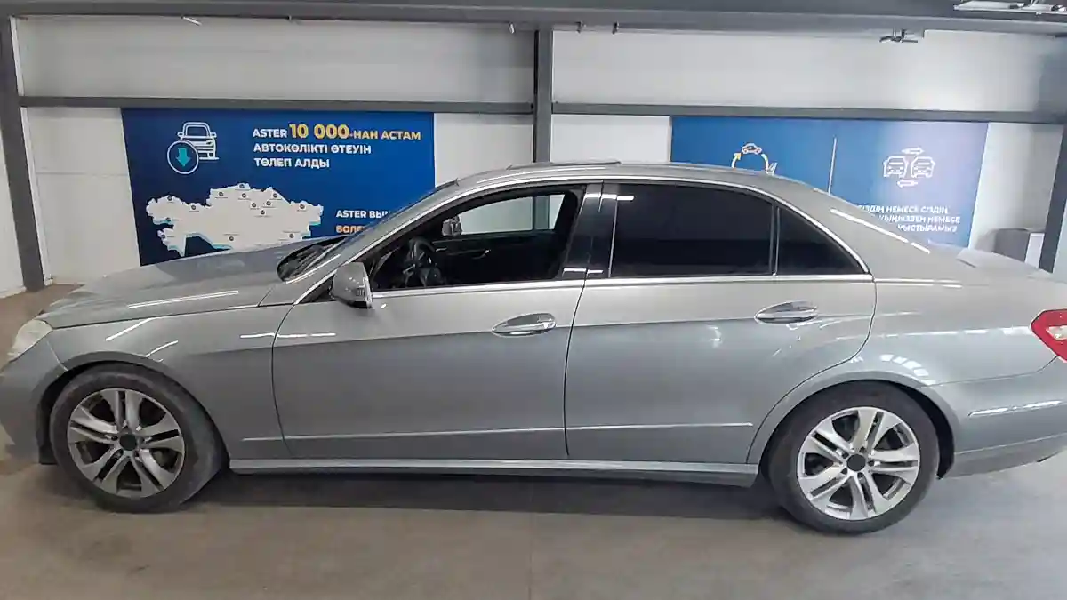 Mercedes-Benz E-Класс 2010 года за 8 000 000 тг. в Астана