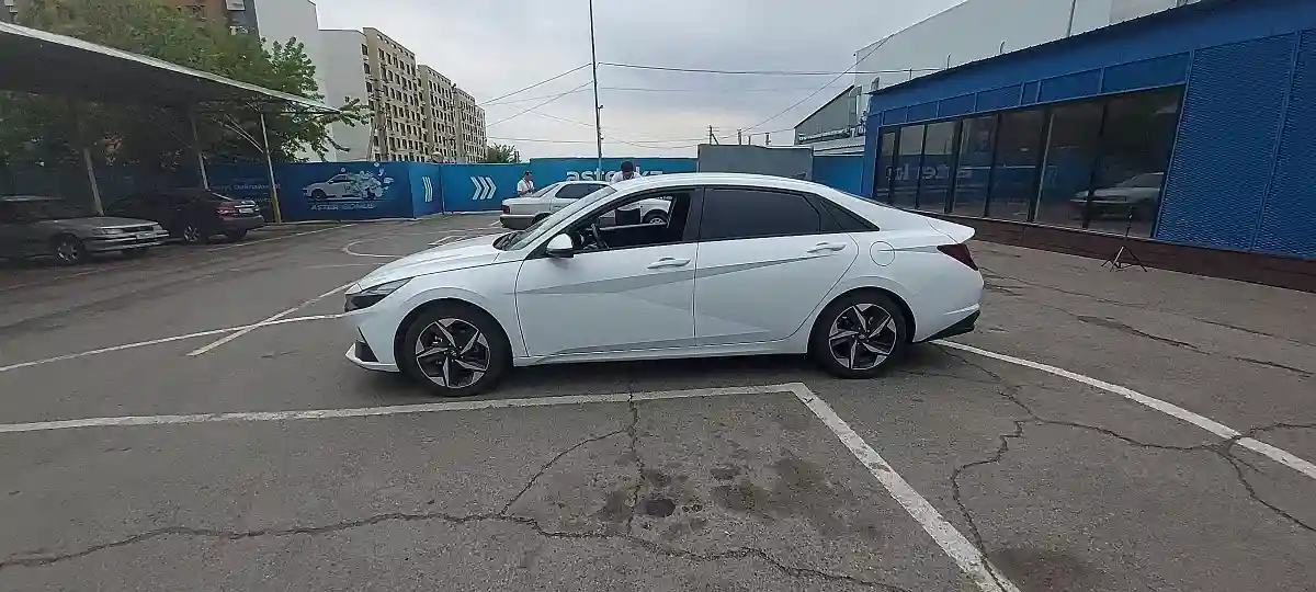 Hyundai Avante 2022 года за 6 900 000 тг. в Алматы