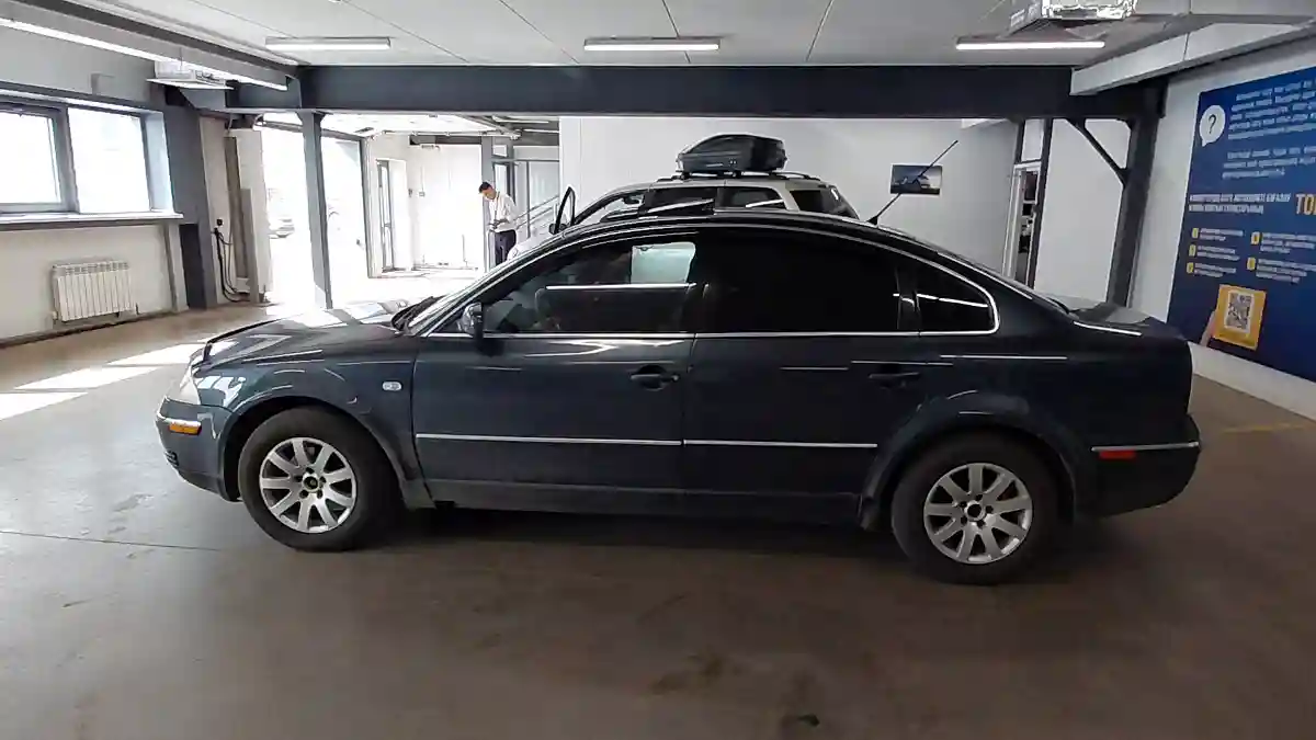 Volkswagen Passat 2002 года за 2 500 000 тг. в Астана