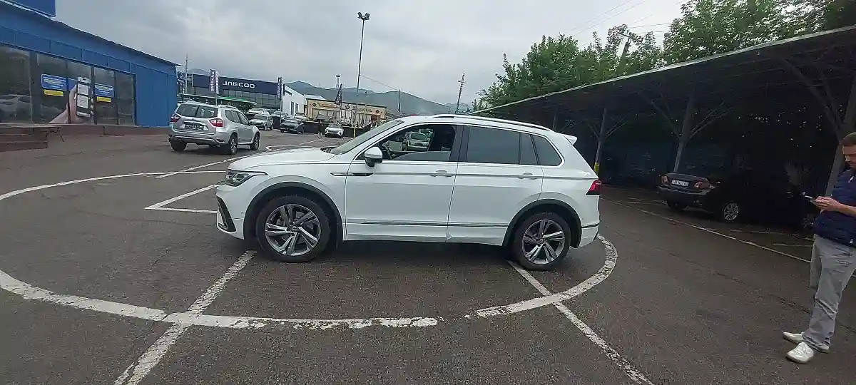 Volkswagen Tiguan R 2021 года за 15 000 000 тг. в Алматы