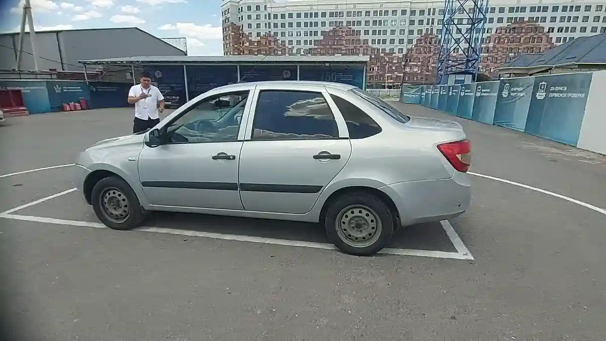 LADA (ВАЗ) Granta 2013 года за 1 600 000 тг. в Шымкент