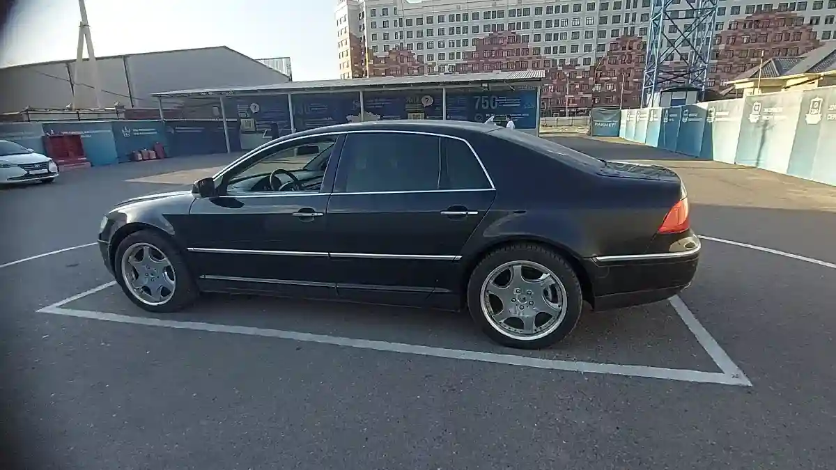 Volkswagen Phaeton 2003 года за 3 300 000 тг. в Шымкент