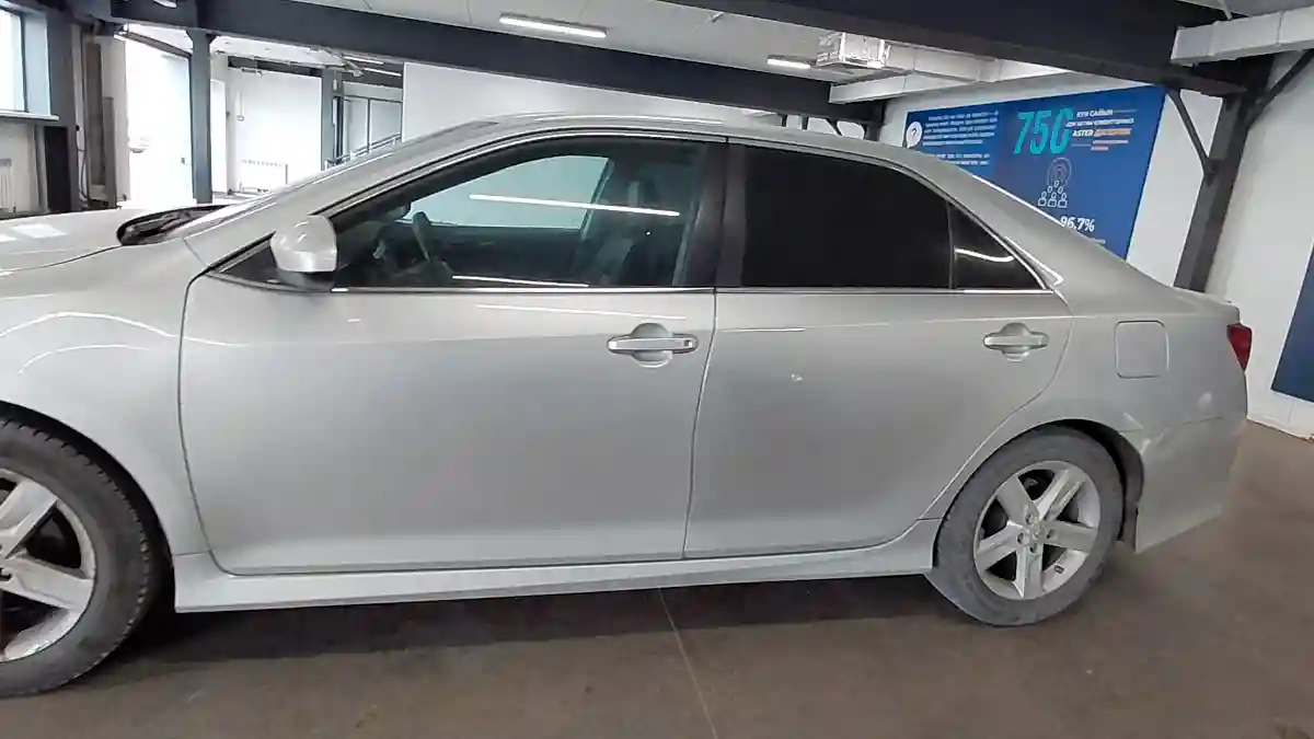 Toyota Camry 2013 года за 6 500 000 тг. в Астана
