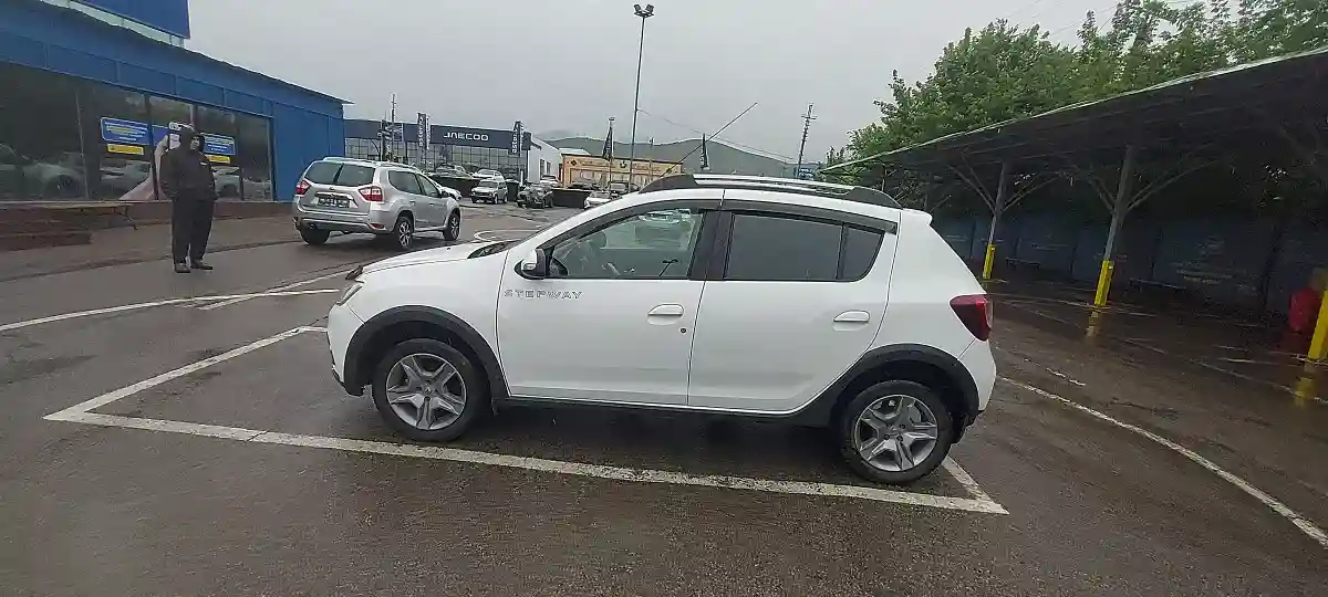 Renault Sandero 2020 года за 4 300 000 тг. в Алматы