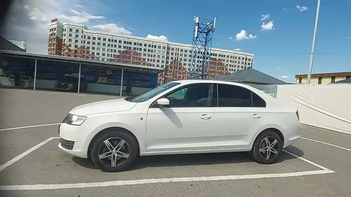 Skoda Rapid 2014 года за 3 500 000 тг. в Шымкент