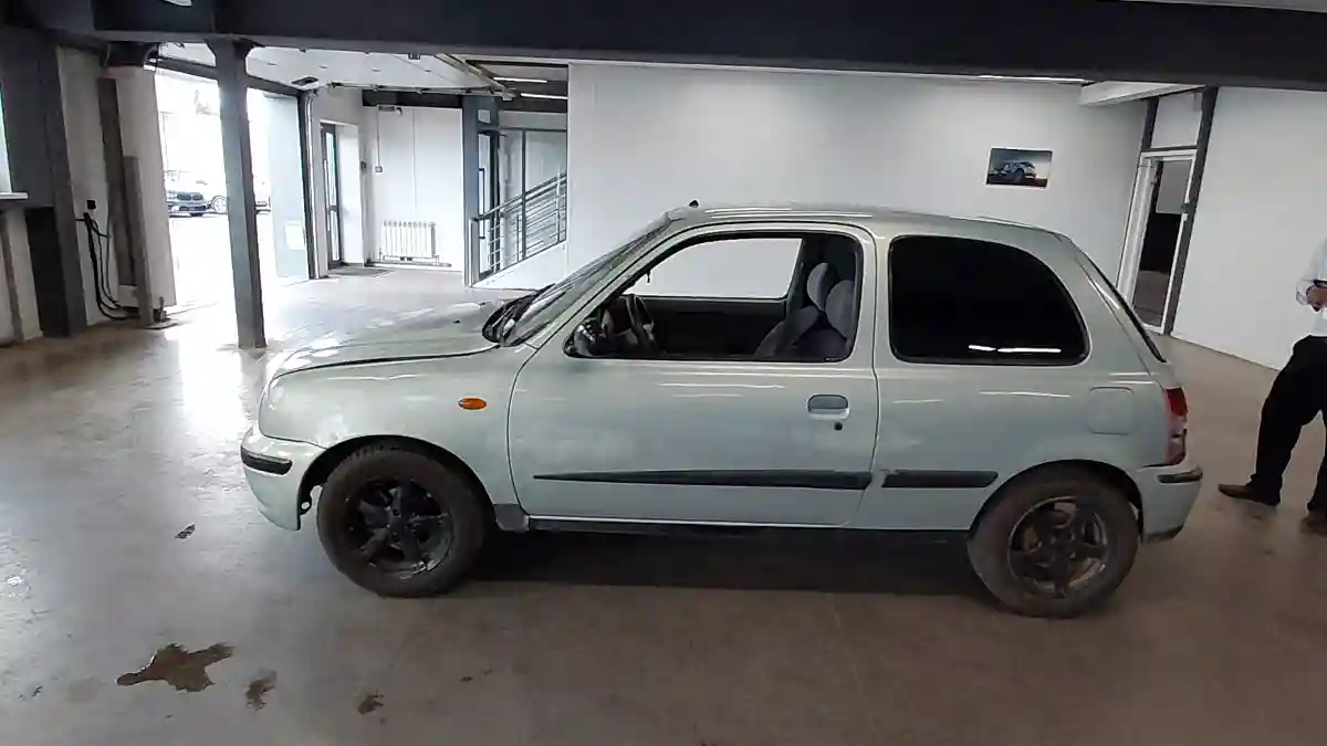 Nissan Micra 2001 года за 1 200 000 тг. в Астана