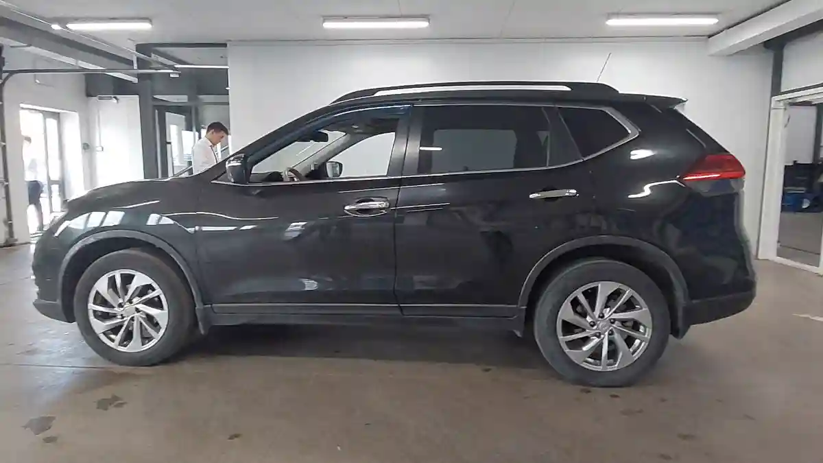 Nissan X-Trail 2015 года за 7 500 000 тг. в Астана