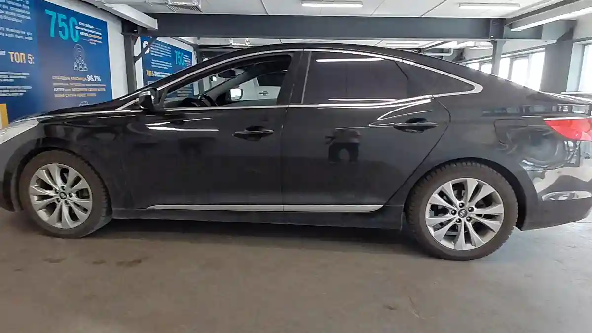 Hyundai Grandeur 2012 года за 6 500 000 тг. в Астана