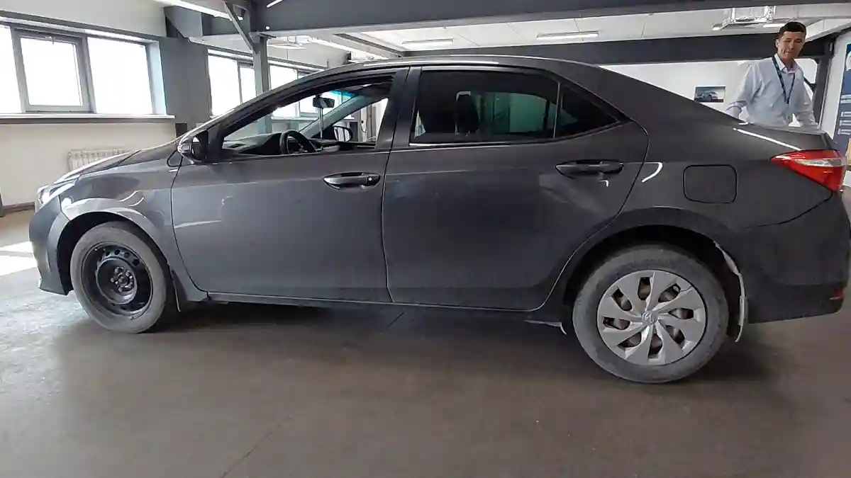 Toyota Corolla 2013 года за 5 000 000 тг. в Астана