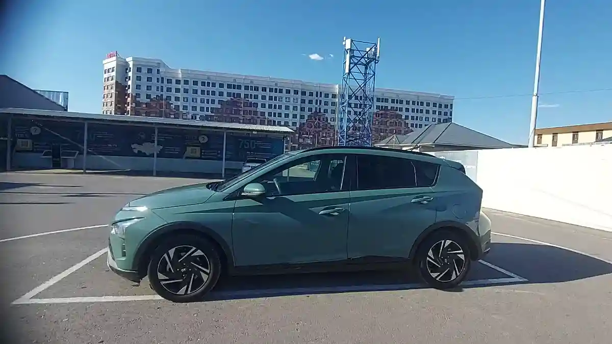 Hyundai Bayon 2023 года за 7 500 000 тг. в Шымкент