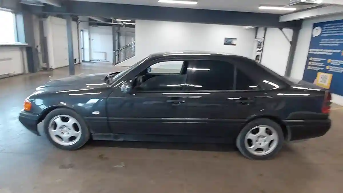 Mercedes-Benz C-Класс 1993 года за 2 000 000 тг. в Астана
