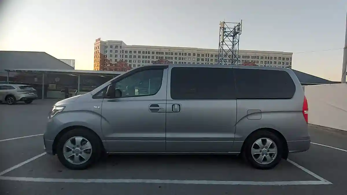 Hyundai Grand Starex 2019 года за 12 000 000 тг. в Шымкент