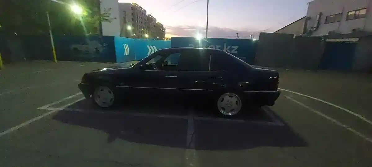Mercedes-Benz C-Класс 1996 года за 1 800 000 тг. в Алматы