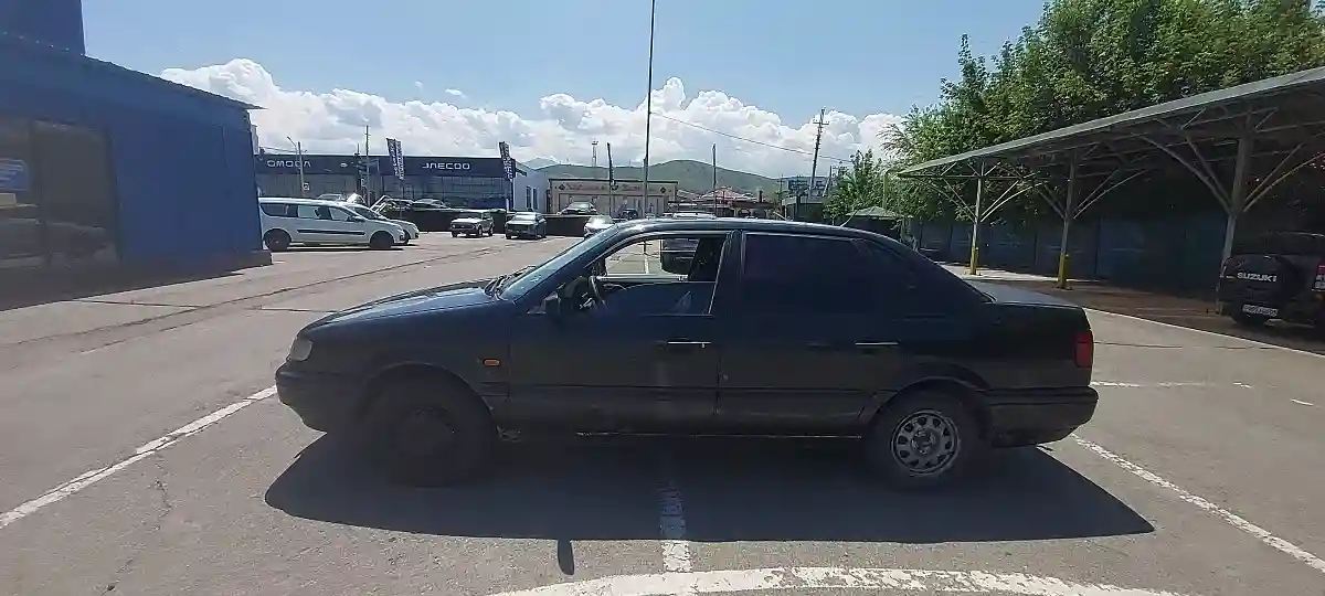 Volkswagen Passat 1994 года за 750 000 тг. в Алматы