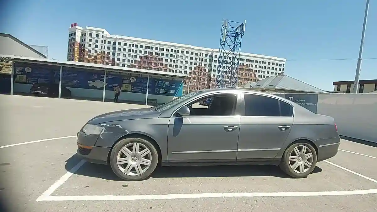Volkswagen Passat 2005 года за 3 000 000 тг. в Шымкент