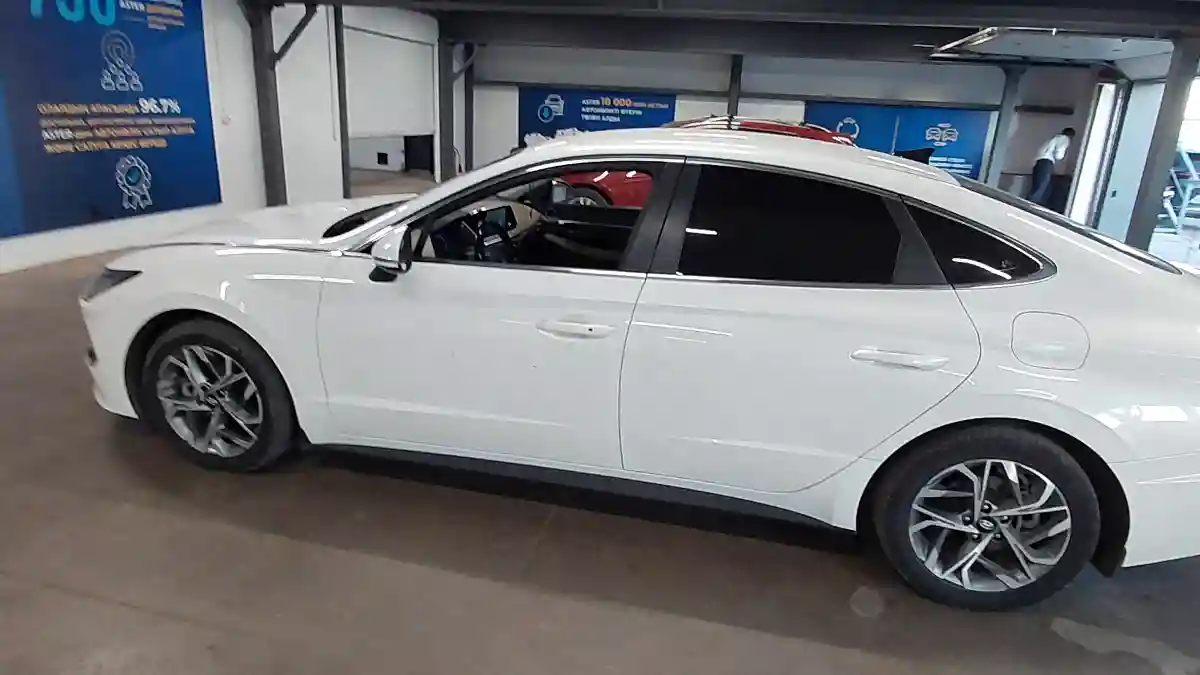 Hyundai Sonata 2022 года за 9 500 000 тг. в Астана
