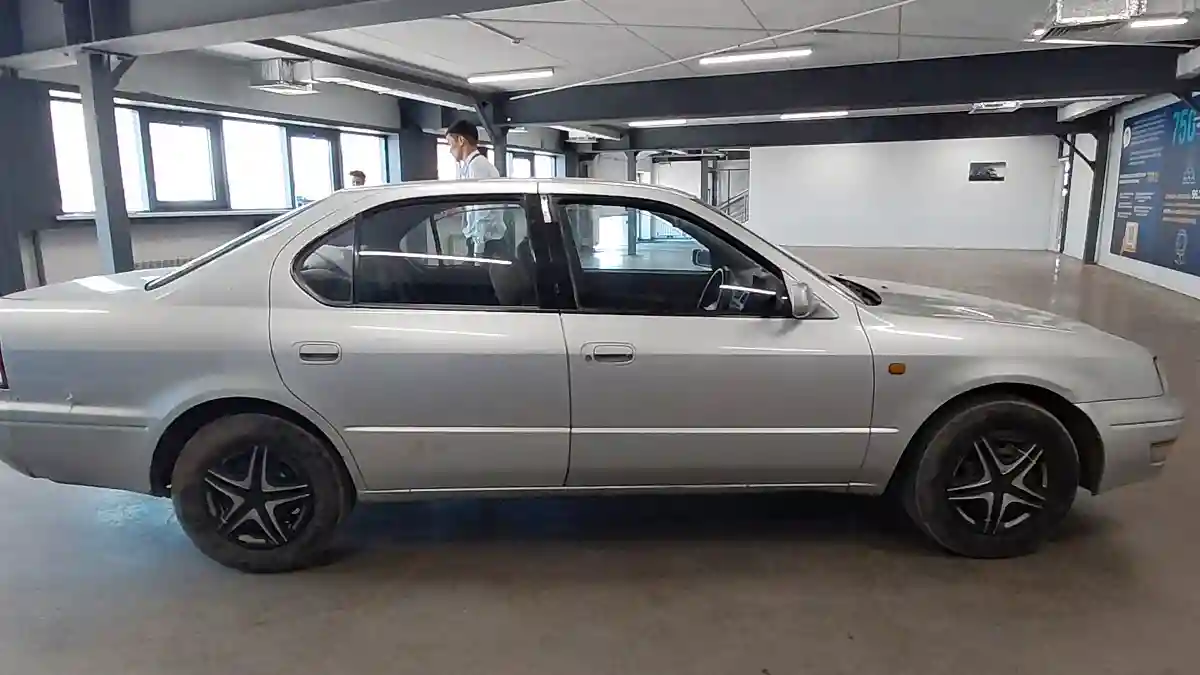 Toyota Camry 1995 года за 1 000 000 тг. в Астана