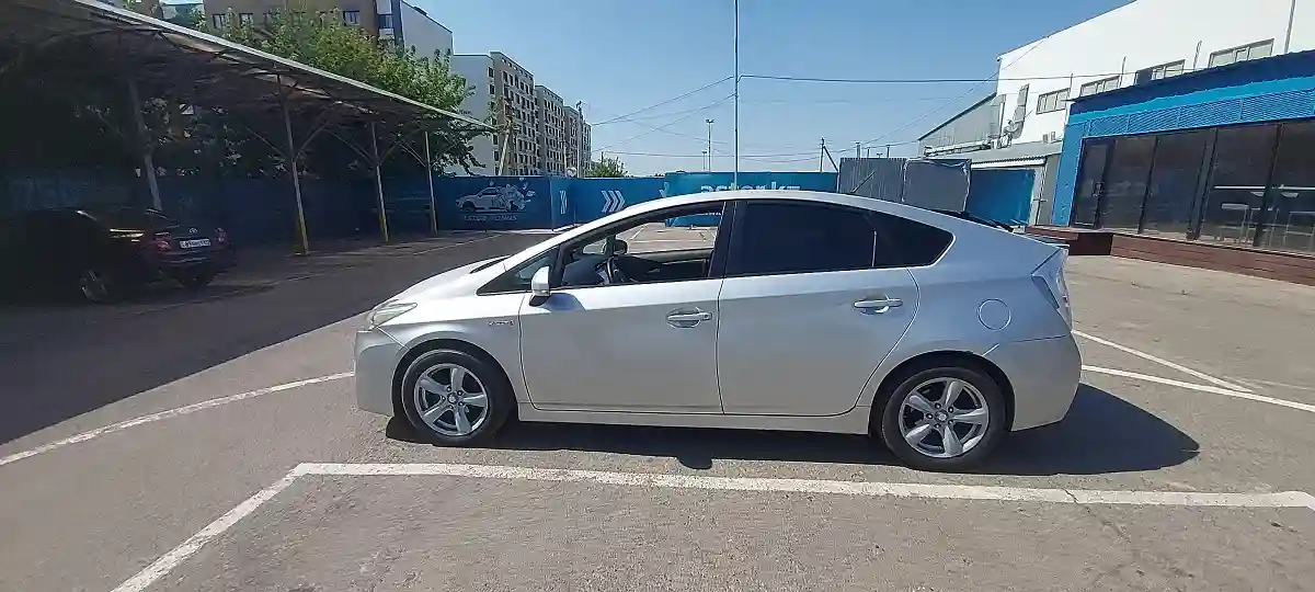 Toyota Prius 2009 года за 6 300 000 тг. в Алматы