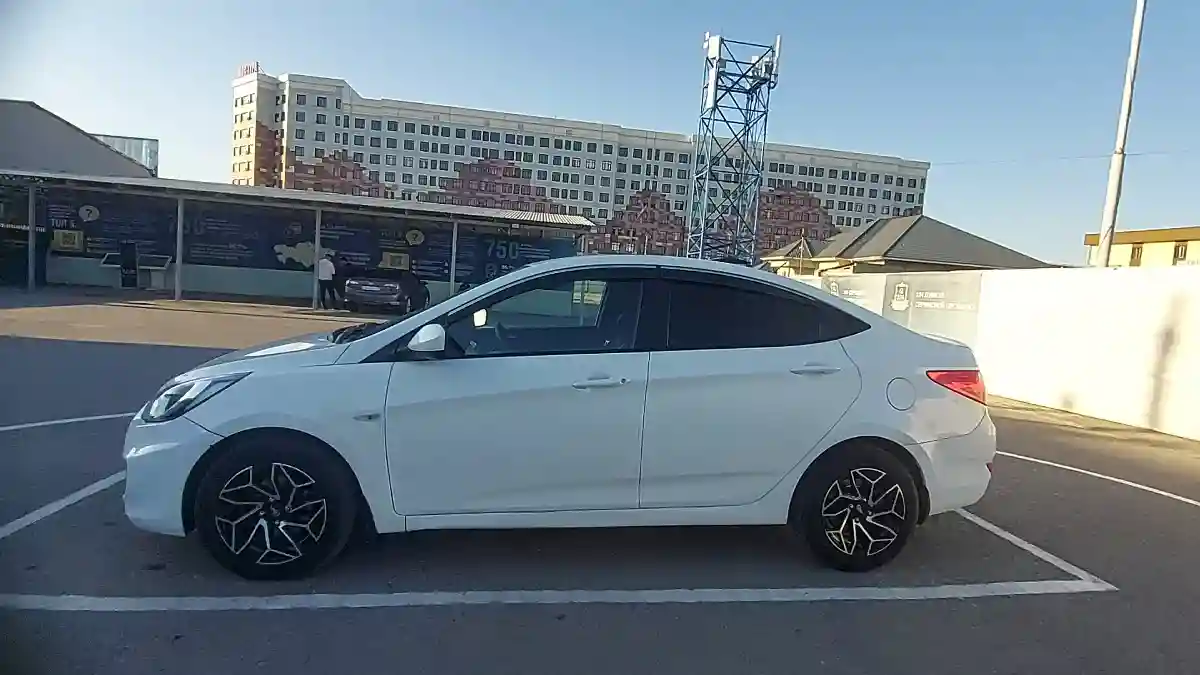 Hyundai Accent 2014 года за 3 300 000 тг. в Шымкент