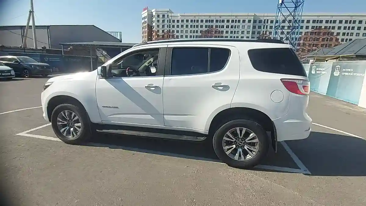 Chevrolet TrailBlazer 2022 года за 10 000 000 тг. в Шымкент