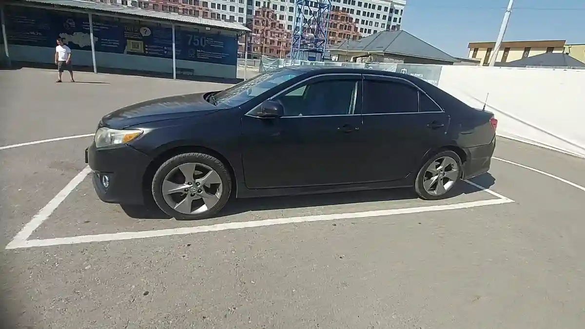 Toyota Camry 2013 года за 7 500 000 тг. в Шымкент