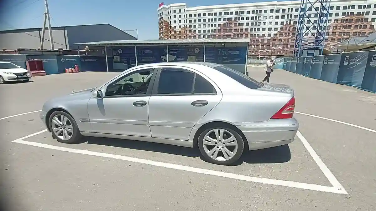 Mercedes-Benz C-Класс 2001 года за 2 650 000 тг. в Шымкент