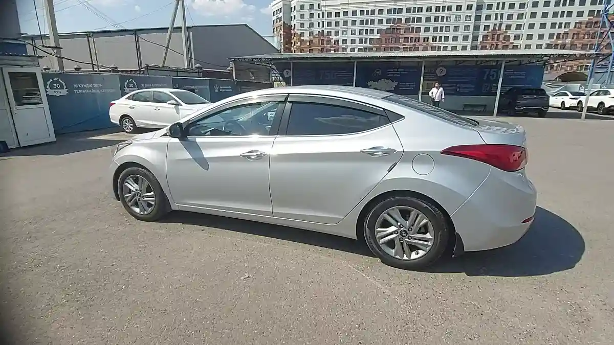 Hyundai Elantra 2015 года за 6 500 000 тг. в Шымкент