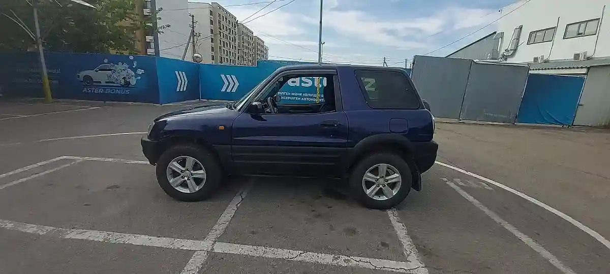 Toyota RAV4 1996 года за 3 500 000 тг. в Алматы