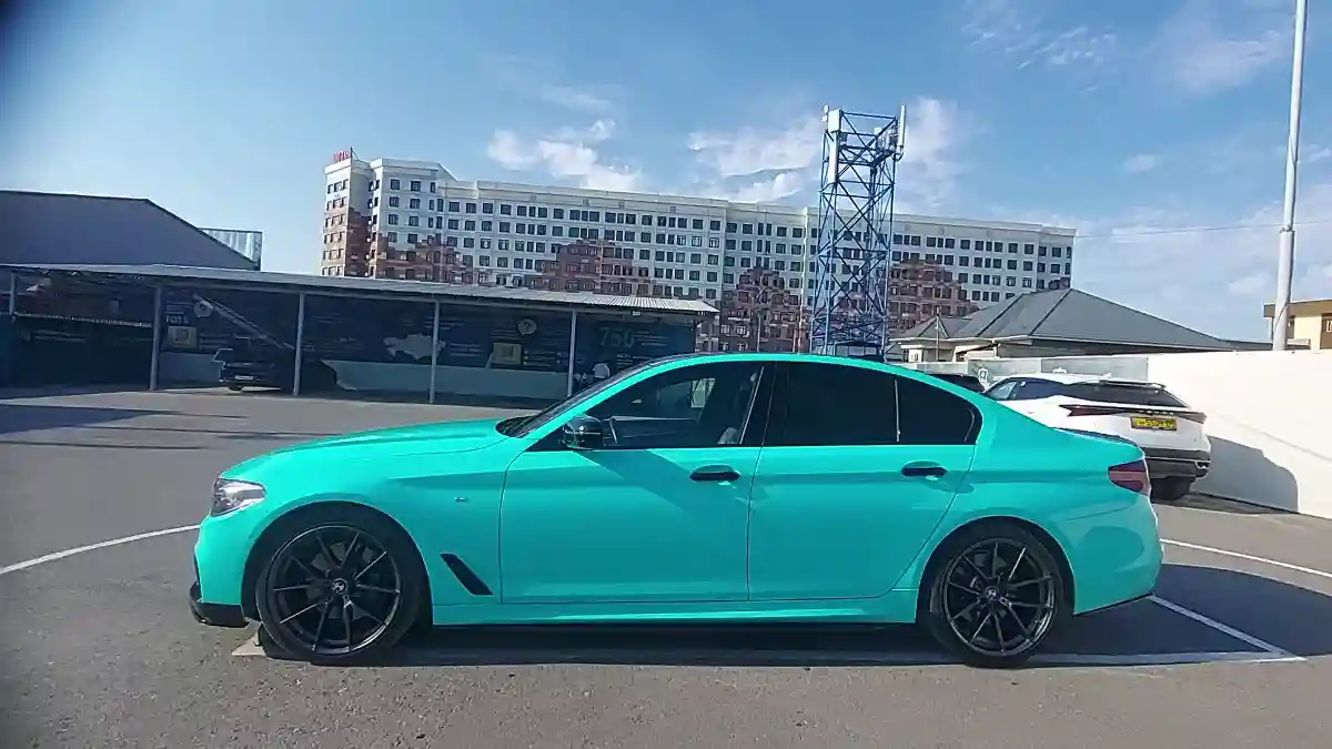 BMW 5 серии 2017 года за 16 500 000 тг. в Шымкент