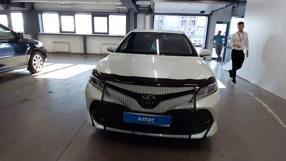 Toyota Camry 2018 года за 12 000 000 тг. в Астана