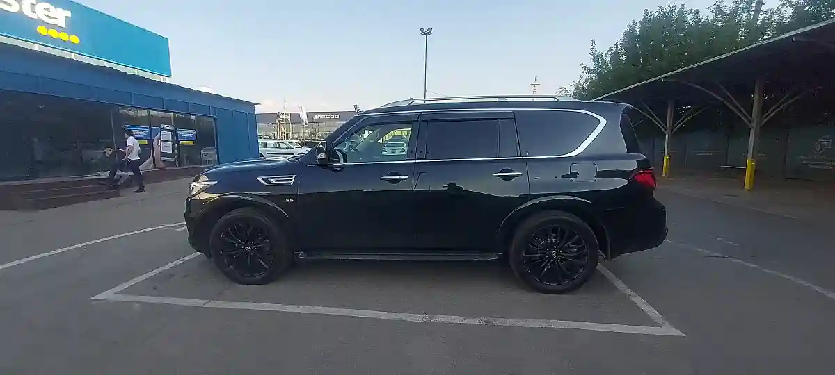Infiniti QX80 2019 года за 24 000 000 тг. в Алматы