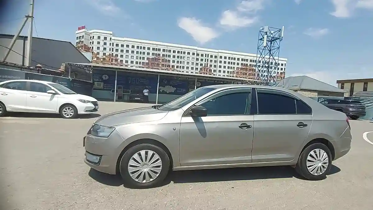 Skoda Rapid 2013 года за 3 500 000 тг. в Шымкент