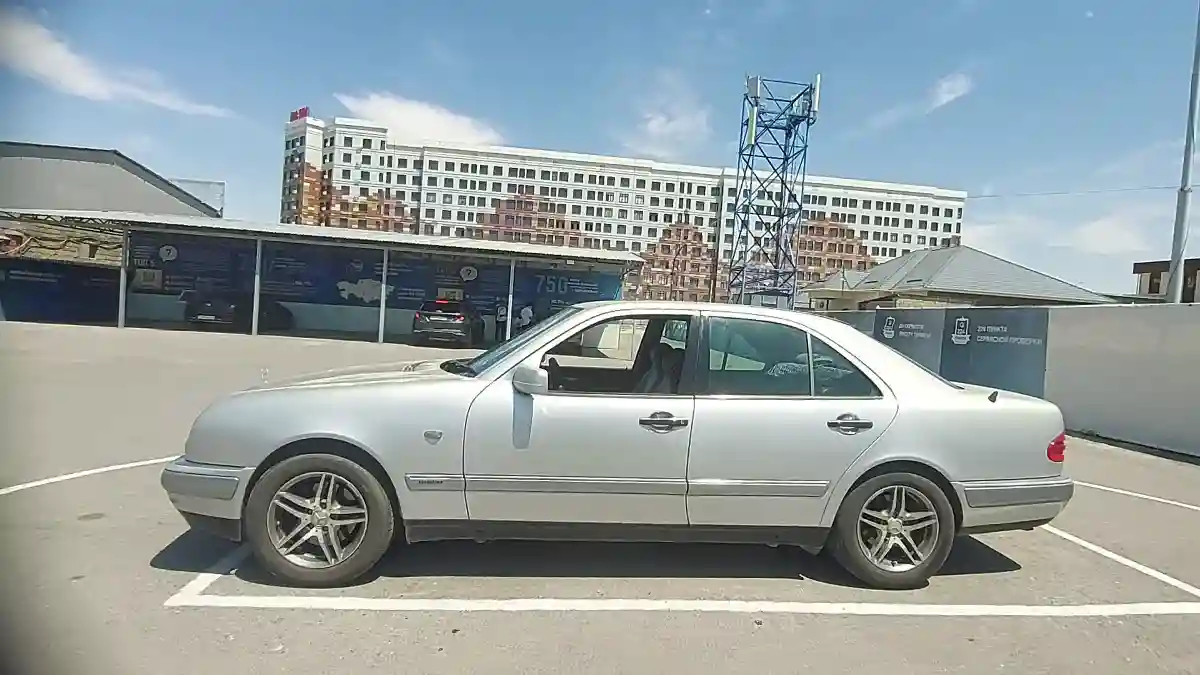 Mercedes-Benz E-Класс 1996 года за 2 000 000 тг. в Шымкент