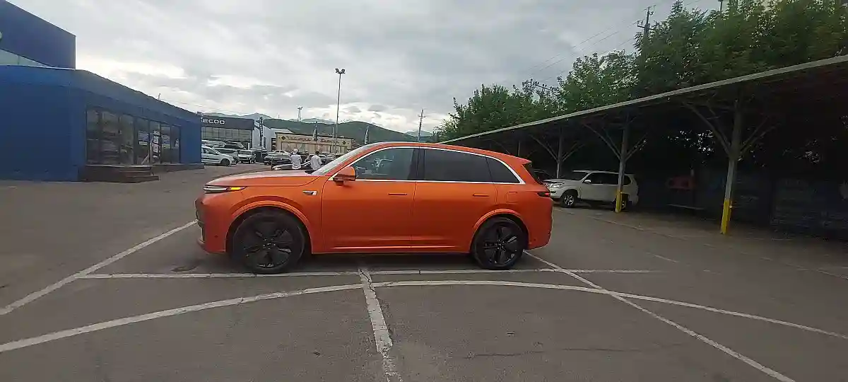 LiXiang L7 2025 года за 24 000 000 тг. в Алматы