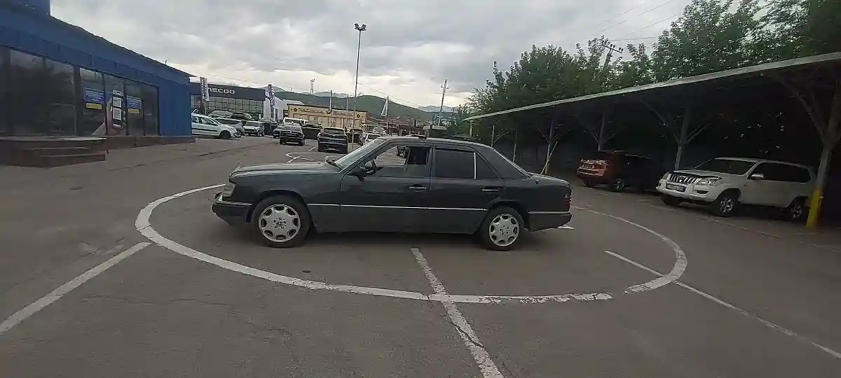 Mercedes-Benz E-Класс 1992 года за 1 200 000 тг. в Алматы