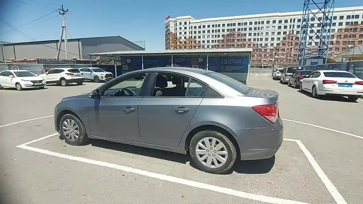 Chevrolet Cruze 2015 года за 3 500 000 тг. в Шымкент