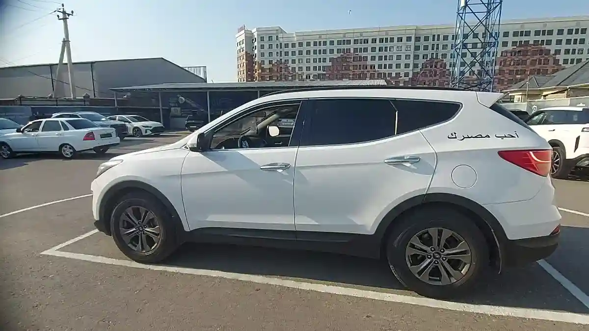 Hyundai Santa Fe 2015 года за 10 500 000 тг. в Шымкент