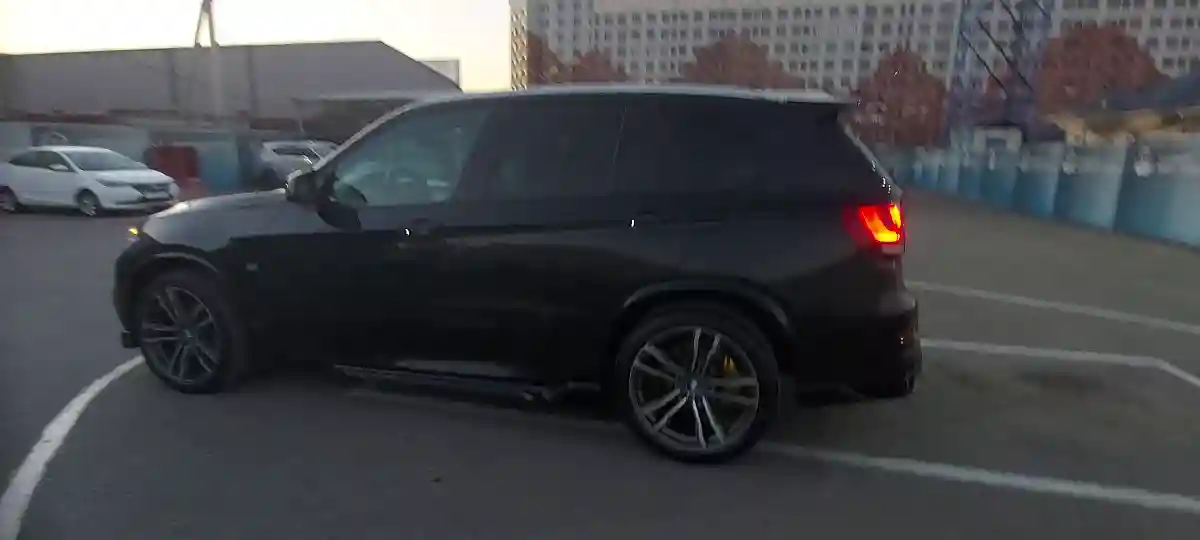 BMW X5 2015 года за 19 000 000 тг. в Шымкент