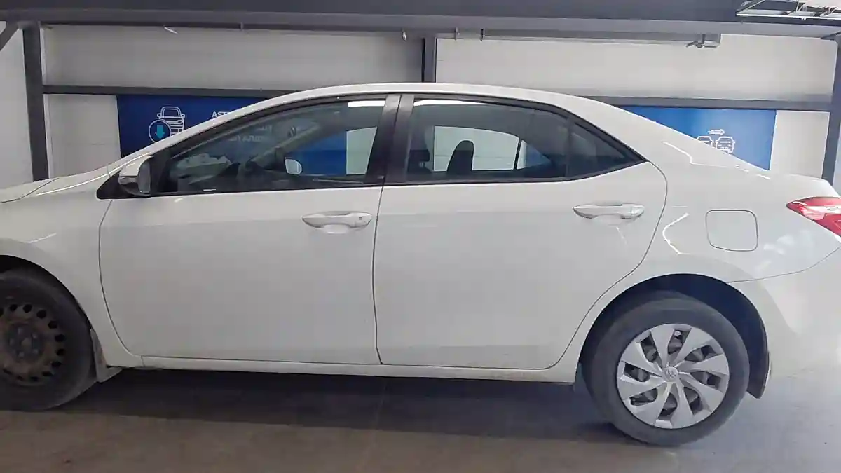 Toyota Corolla 2015 года за 6 500 000 тг. в Астана