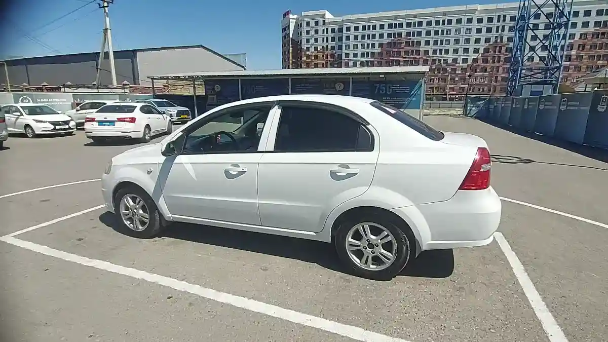 Chevrolet Aveo 2013 года за 3 000 000 тг. в Шымкент