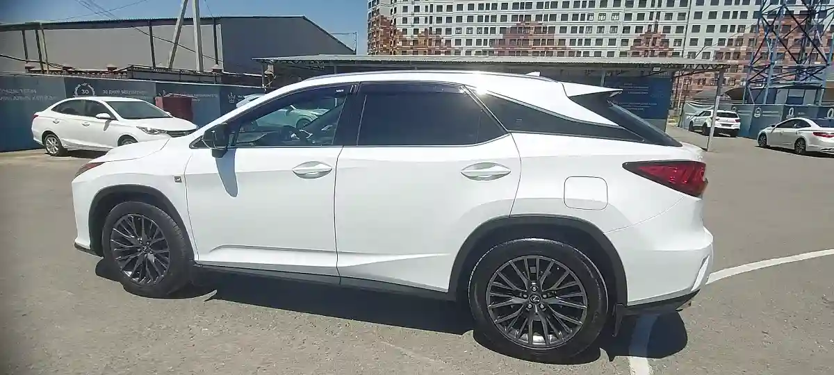 Lexus RX 2017 года за 21 000 000 тг. в Шымкент