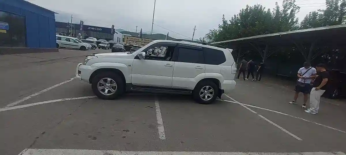 Toyota Land Cruiser Prado 2006 года за 9 000 000 тг. в Алматы