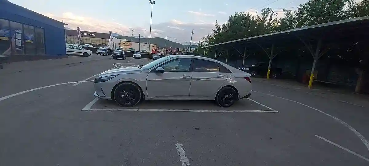 Hyundai Elantra 2021 года за 9 000 000 тг. в Алматы