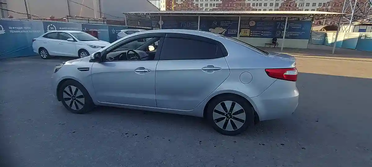 Kia Rio 2013 года за 4 500 000 тг. в Шымкент