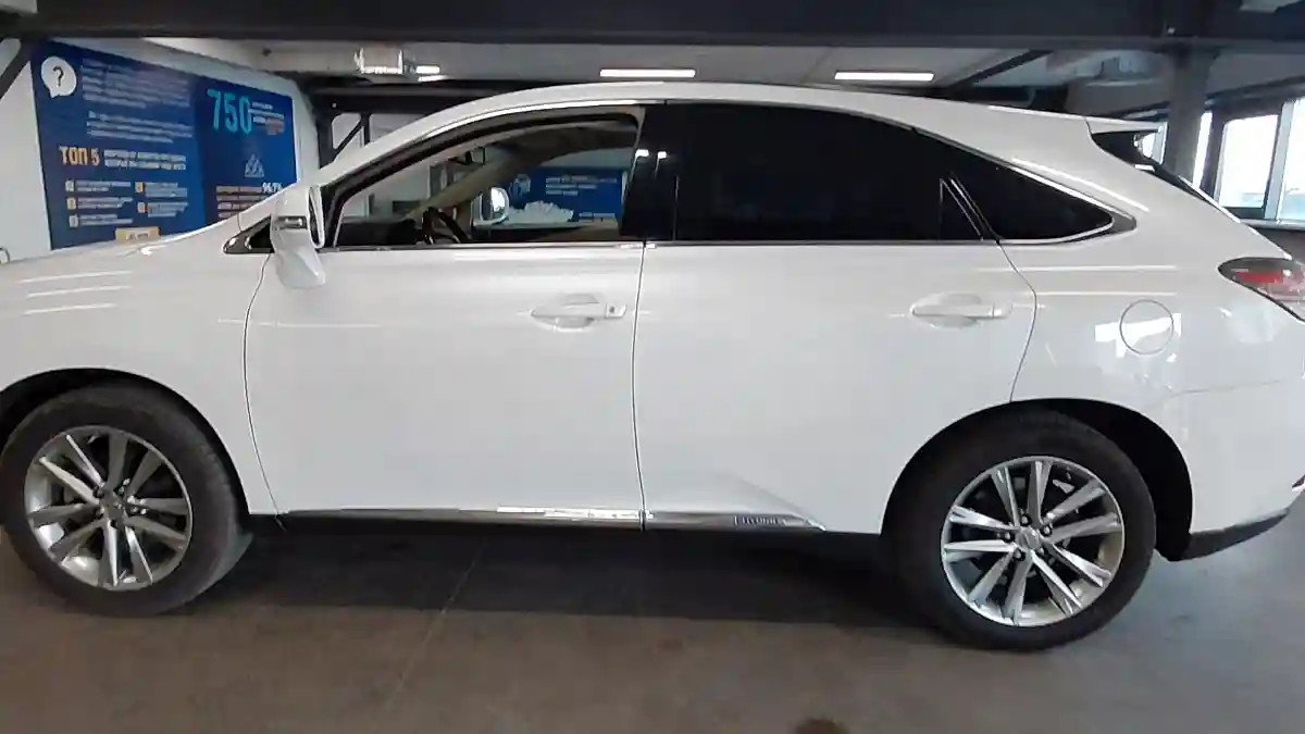 Lexus RX 2012 года за 12 000 000 тг. в Астана