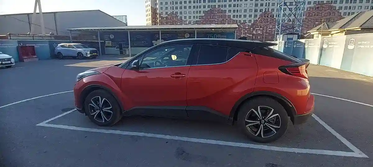 Toyota C-HR 2019 года за 13 850 000 тг. в Шымкент