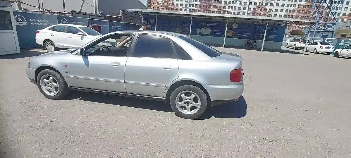 Audi A4 1995 года за 1 200 000 тг. в Шымкент
