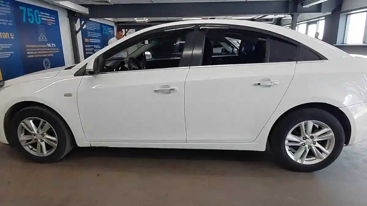 Chevrolet Cruze 2014 года за 3 500 000 тг. в Астана