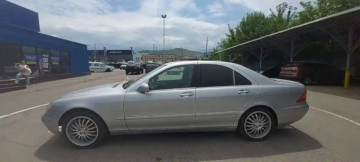 Mercedes-Benz S-Класс 2000 года за 3 500 000 тг. в Алматы