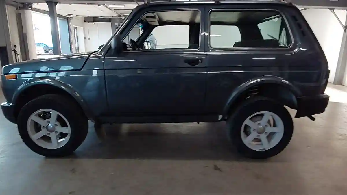 LADA (ВАЗ) 2121 (4x4) 2017 года за 3 000 000 тг. в Астана